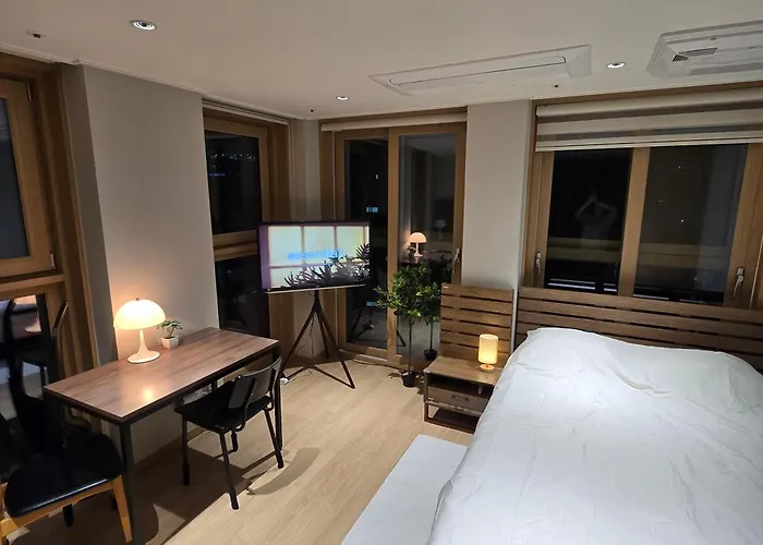 Apartment 원스테이 가산디지털단지역 2 *