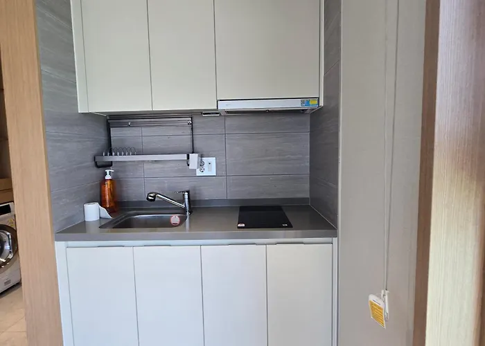 Apartment 원스테이 가산디지털단지역 2 *